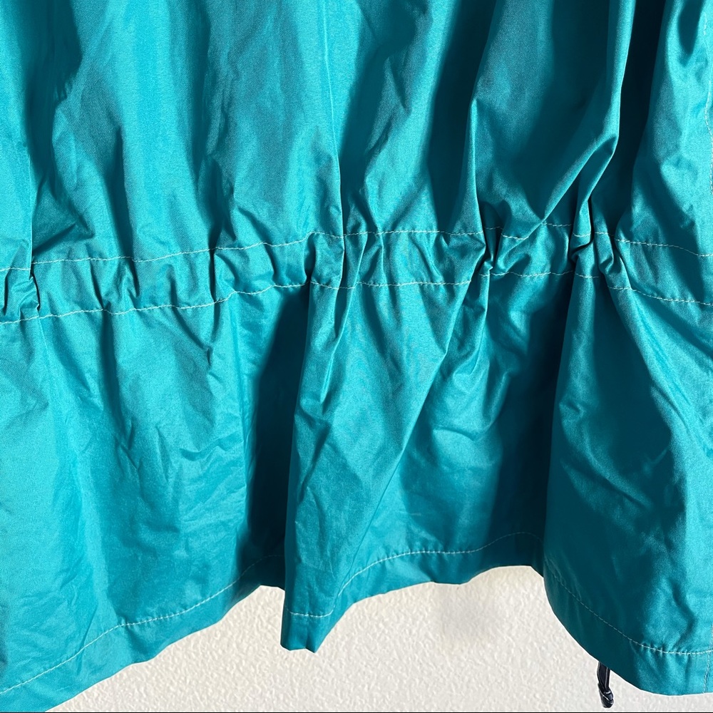 rain proof jacket! - Picture 4 of 5